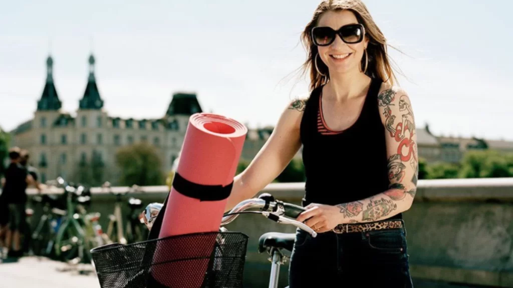how to carry yoga mat with biking